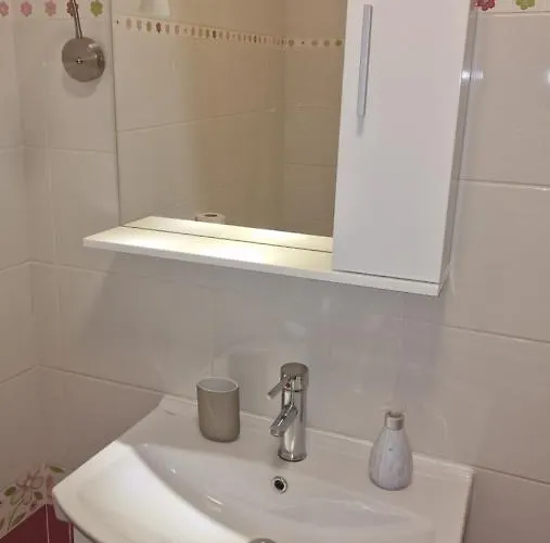 Apartmán Lovely With Free Parking Lublaň